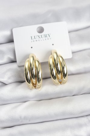 Gold Renk Pirinç Yarım Halka Model Kadın Küpe 5886