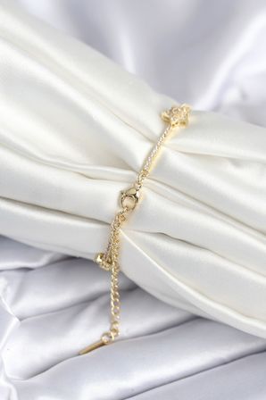Pirinç Gold Renk Yıldız Model Kadın Bileklik 5886
