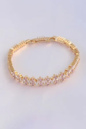 Vip Seri Pirinç Pembe Zirkon Taşlı Gold Renk Baget Model Bileklik 5886