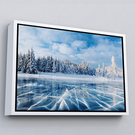 Siyah Çerçeveli Donmuş Göl Ukrayna Dekoratif Kanvas Duvar Tablosu