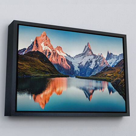 Siyah Çerçeveli Bachalpsee Gölü ve İsviçre Alpleri Dekoratif Kanvas Duvar Tablosu