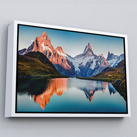 Siyah Çerçeveli Bachalpsee Gölü ve İsviçre Alpleri Dekoratif Kanvas Duvar Tablosu