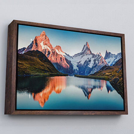 Siyah Çerçeveli Bachalpsee Gölü ve İsviçre Alpleri Dekoratif Kanvas Duvar Tablosu