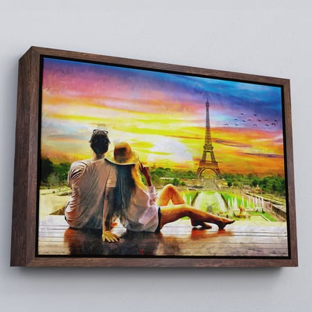 Beyaz Çerçeveli Paris Eyfel Kulesini Seyreden Romantik Çift Kanvas Tablo