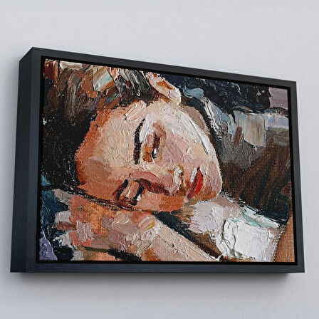 Kahverengi Çerçeveli Uyuyan Güzel Kadın Yağlıboya Görünümlü Duvar Tablosu