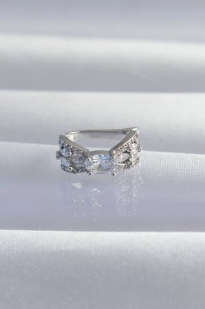 Pirinç Gümüş Renk Zirkon Taş Kaplama Earcuff Küpe 5886