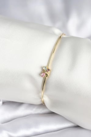 Renkli Kelebek Figür Gold Renk Pirinç Kadın Bileklik 5886