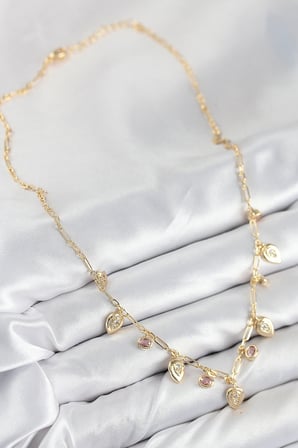 Pirinç Zirkon Taşlı Sallantılı Damla Model Gold Renk Kadın Kolye 5886