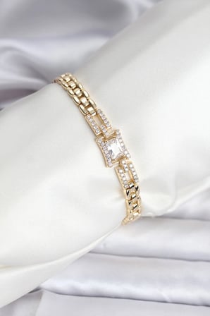 14K Gold Renk Kaplama Zirkon Kare Taşlı CM Kadın Bileklik 5886