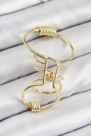 Pirinç Halkalı Model Gold Renk Kıkırdak Küpe 5886