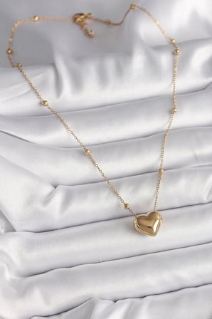 316L Çelik Gold Renk Topçuk Detaylı Zincir Kalp Model Kadın Kolye 5886