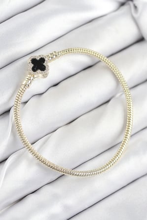 Pirinç Charm Zirkon Taşlı Yonca Model Gold Renk Kadın Bileklik 5886