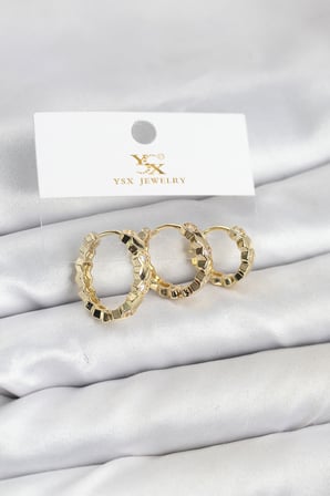 Pirinç Renk Zirkon Taşlı Petek Halka Model YSX Trio Küpe Seti 5886
