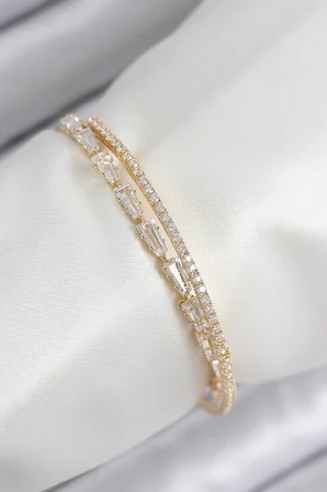 Pirinç Zirkon Taşlı Su Yolu Model Gold Renk Kadın Bileklik 5886