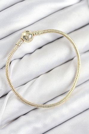 Pirinç Charm Topcuk Model Gold Renk Kadın Bileklik 5886