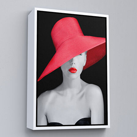 Siyah Çerçeveli Kırmızı Rujlu ve Kırmızı Şapkalı Zarif Genç Kadın Kanvas Tablosu