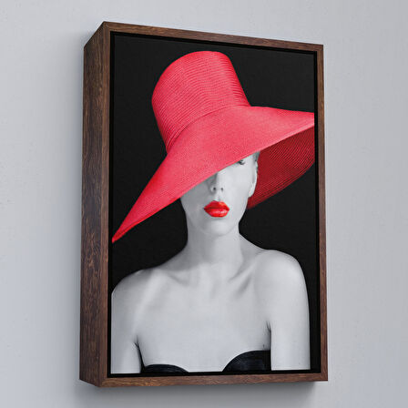 Siyah Çerçeveli Kırmızı Rujlu ve Kırmızı Şapkalı Zarif Genç Kadın Kanvas Tablosu