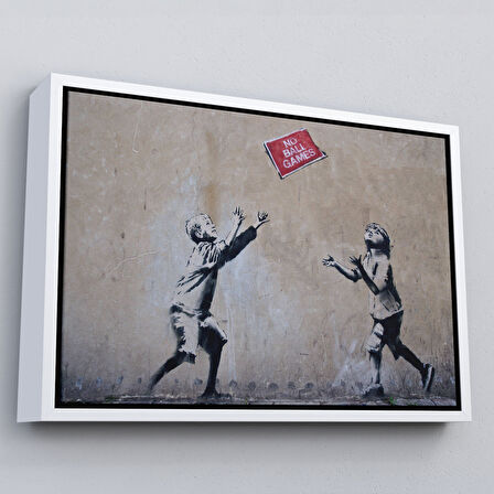 Siyah Çerçeveli Banksy Stencil'in Top Oyunları Yok İsimli Eseri Kanvas Tablo