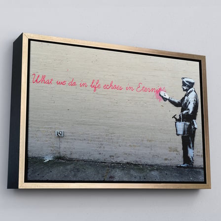Beyaz Çerçeveli Bansky'nin Hayatta Yaptiklarimiz Ebediyette Yankilanir Yazılı Eseri Tablo
