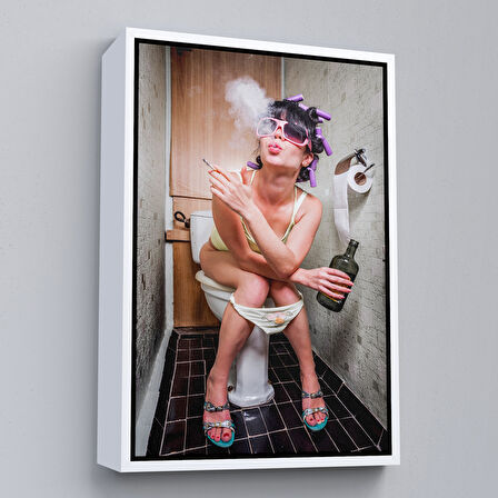 Siyah Çerçeveli Tuvaletteki Kadın Kanvas Tablo