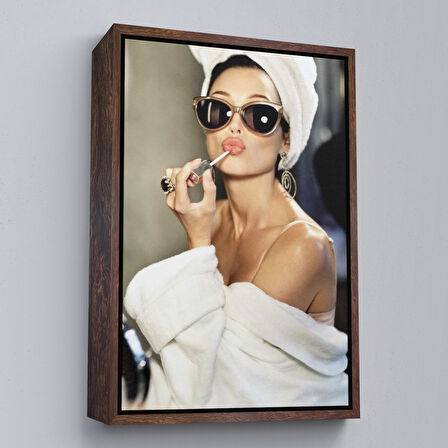 Altın Çerçeveli Audrey Hepburn Kanvas Tablo
