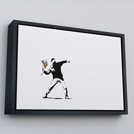 Siyah Çerçeveli Bansky'nin Çiçek Atan Adam Eseri Kanvas Tablo