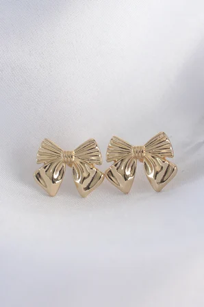 Pirinç Gold Renk Fiyonk Küpe 5886