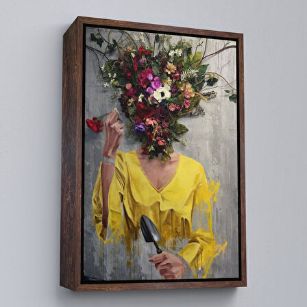 Altın Çerçeveli Çiçek Başlı Kadın Kanvas Tablo