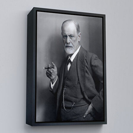 Kahverengi Çerçeveli Sigmund Freud Elinde Puro ile Siyah Beyaz Fotoğrafı Kanvas Tablo