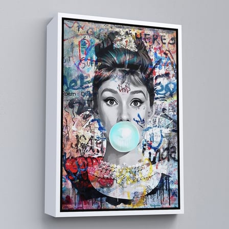 Beyaz Çerçeveli Audrey Hepburn Banksy Style Duvar Sanatı Ciklet Posteri, Hepburn Kanvas Tablo