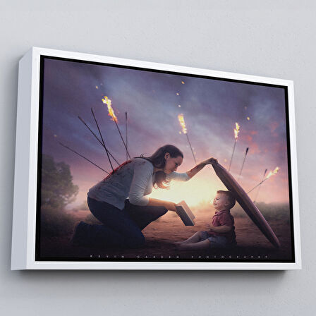 Kahverengi Çerçeveli Çocuğunu Bilgi İle Koruyan Anne Kanvas Tablo, Kütüphane Posteri