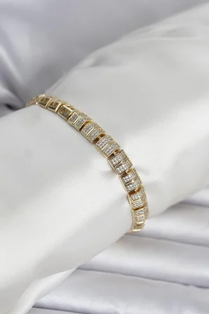 Xuping Zirkon Taşlı Gold Renk Kadın Bileklik 5886