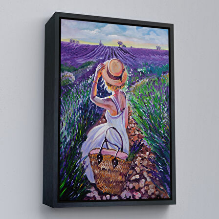 Beyaz Çerçeveli Mor Lavanta Tarkasındaki Kadın Tablosu