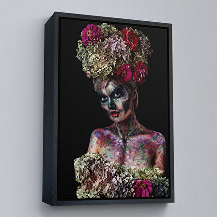 Beyaz Çerçeveli Güzel Kızın Cadılar Bayramı Makyajı Duvar Tablosu