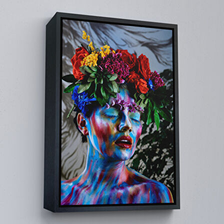 Siyah Çerçeveli Çiçek Taçlı Kız Duvar Tablosu