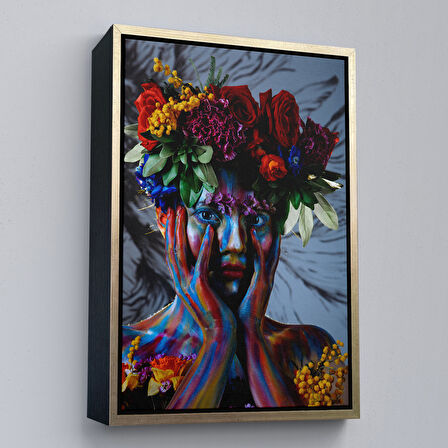 Siyah Çerçeveli Çiçek Taçlı Kız Duvar Tablosu