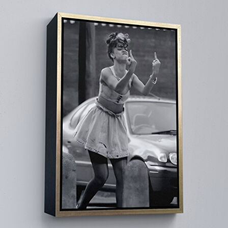 Kahverengi Çerçeveli Beyonce Umrumda Değil Haraketi Duvar Tablosu