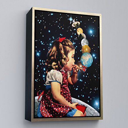 Altın Çerçeveli Galaksiler İle Oynayan Kız Çocuğu Tablosu