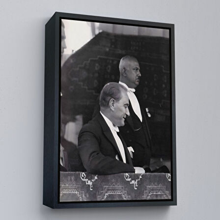 Kahverengi Çerçeveli Mustafa Kemal Atatürk Duvar Tablosu