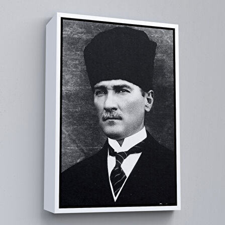 Siyah Çerçeveli Atatürk Portre Tablosu Mustafa Kemal Atatürk Dikdörtgen Dekoratif Kanvas Tablo