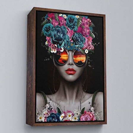 Kahverengi Çerçeveli Renkli Çiçekler İle Güzel Kadın Dekoratif Duvar Tablosu