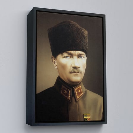 Beyaz Çerçeveli Atatürk Portre Tablosu Mustafa Kemal Atatürk Dikdörtgen Dekoratif Kanvas Tablo