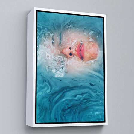 Altın Çerçeveli Su Altındaki Kadın Dekoratif Duvar Tablosu