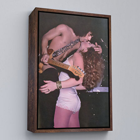 Siyah Çerçeveli Rock Sanatcısı Prince Dekoratif Duvar Tablosu