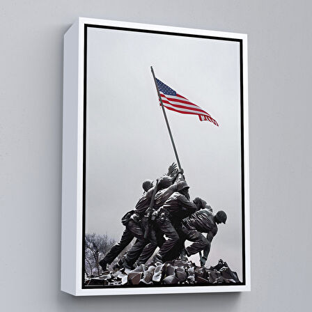 Beyaz Çerçeveli Amerika Bayrağı Diken Askerler Dekoratif Duvar Tablosu