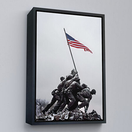 Beyaz Çerçeveli Amerika Bayrağı Diken Askerler Dekoratif Duvar Tablosu