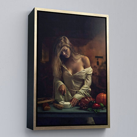 Siyah Çerçeveli Peynir Kesen Güzel Kadın Dekoratif Duvar Tablosu