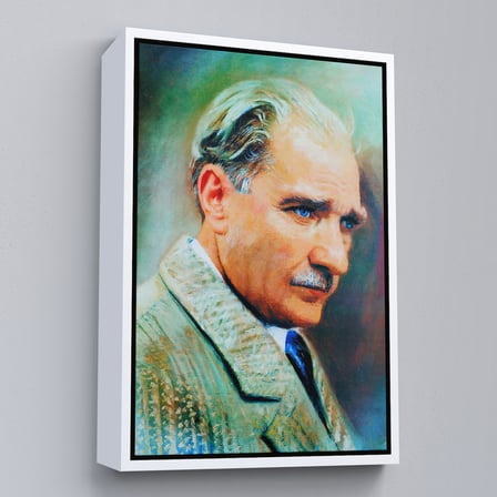 Altın Çerçeveli Atatürk Portre Tablosu Mustafa Kemal Atatürk Dikdörtgen Dekoratif Kanvas Tablo