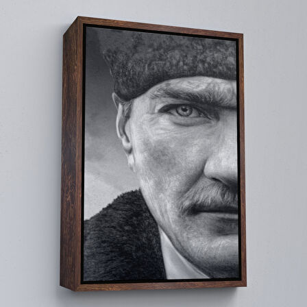 Beyaz Çerçeveli Mustafa Kemal Atatürk Siyah Beyaz Tablosu