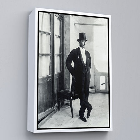 Altın Çerçeveli Atatürk Portre Tablosu Mustafa Kemal Atatürk Dikdörtgen Dekoratif Kanvas Tablo